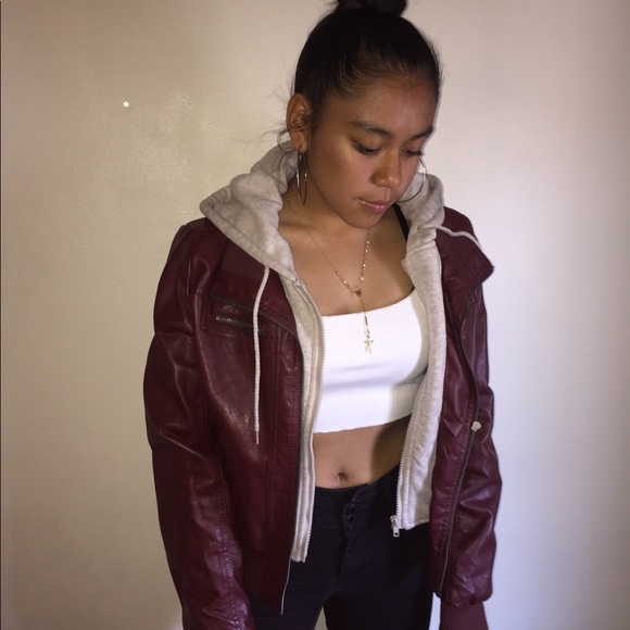 Leather jacket - Picture 3 of 6